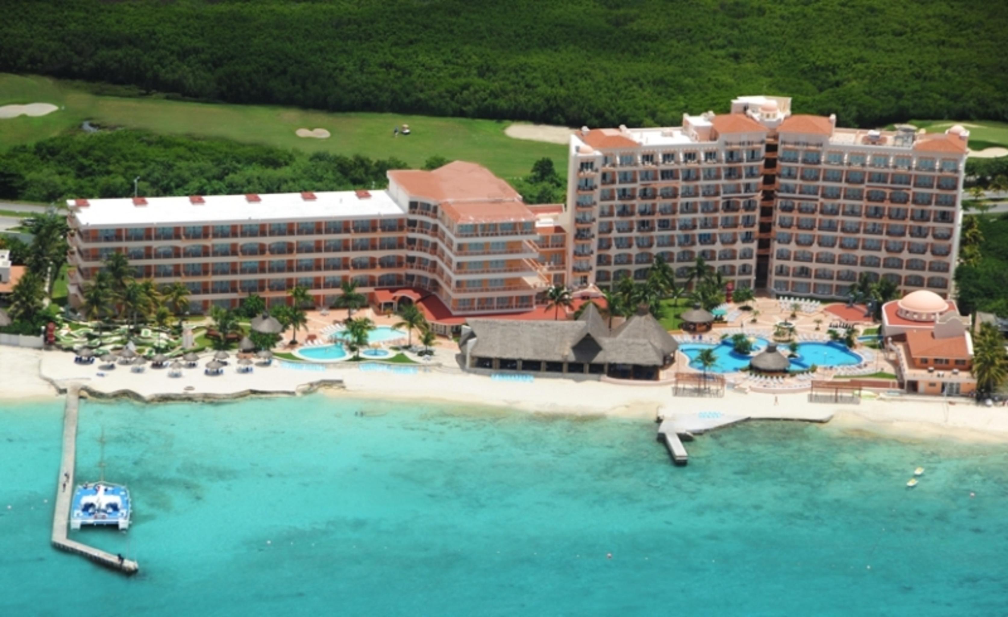 HOTEL EL COZUMELENO BEACH RESORT COZUMEL 4* (Mexico) - from C$ 221 | iBOOKED